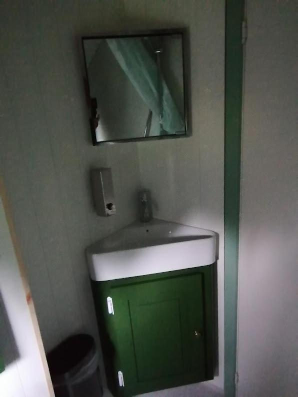 Guesthouse Gjoel Gjol ภายนอก รูปภาพ