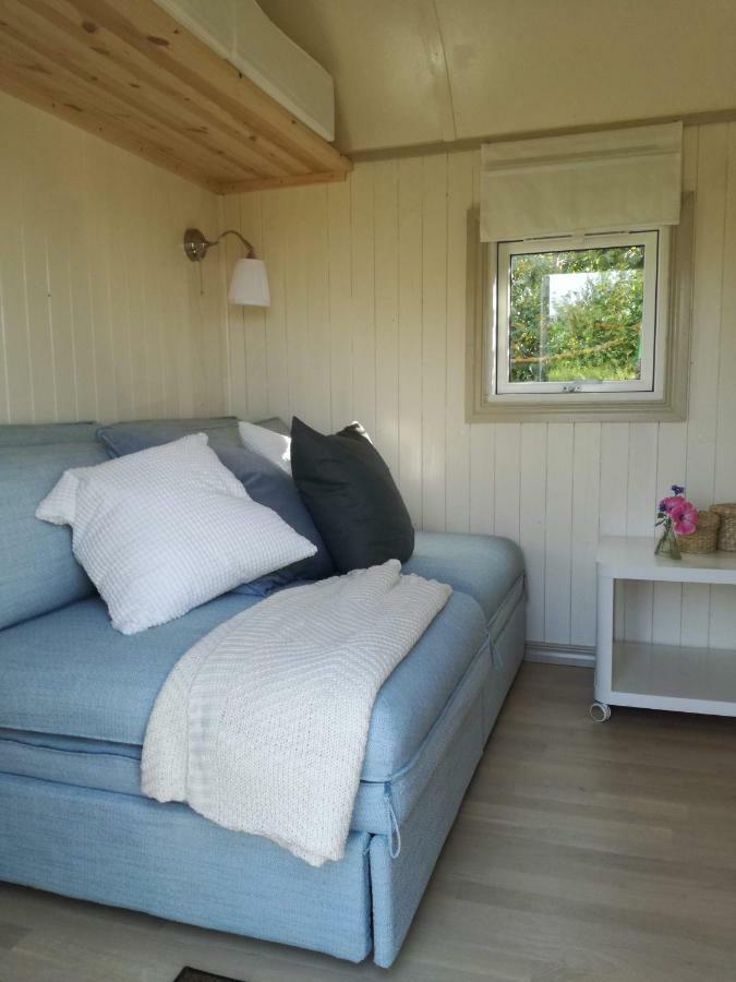 Guesthouse Gjoel Gjol ภายนอก รูปภาพ